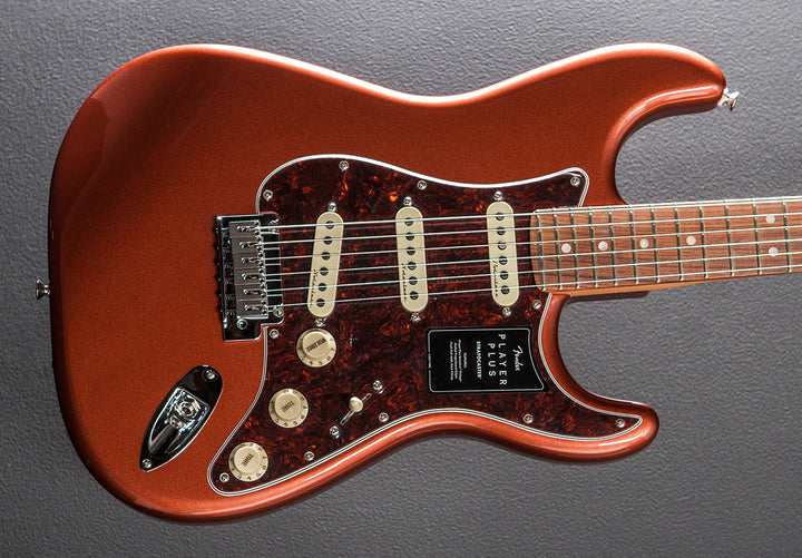 Player Plus Stratocaster - Aged Candy Apple Red w/Pau Ferro