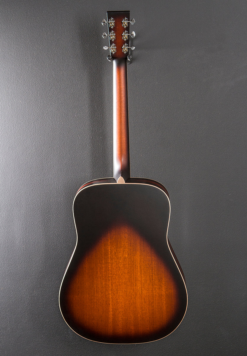 D-40 Mahogany