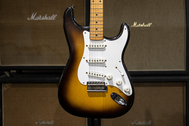 1957 Fender Stratocaster  - Sunburst