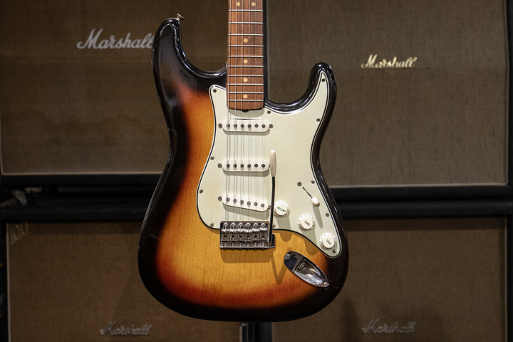 1964 Fender Stratocaster  - Sunburst