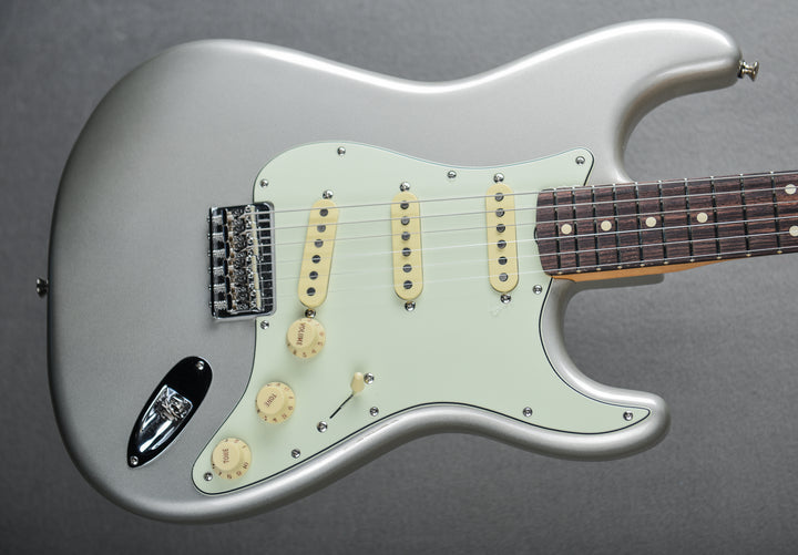 Robert Cray Stratocaster - Inca Silver