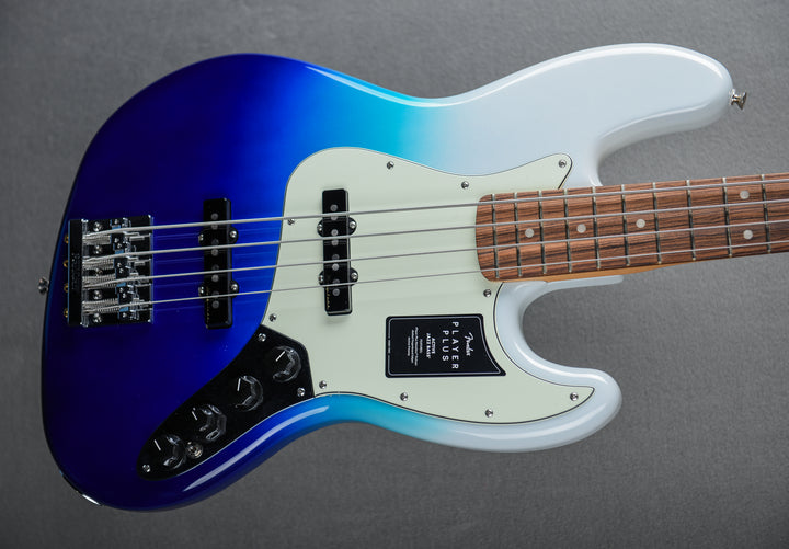 Player Plus Jazz Bass - Belair Blue