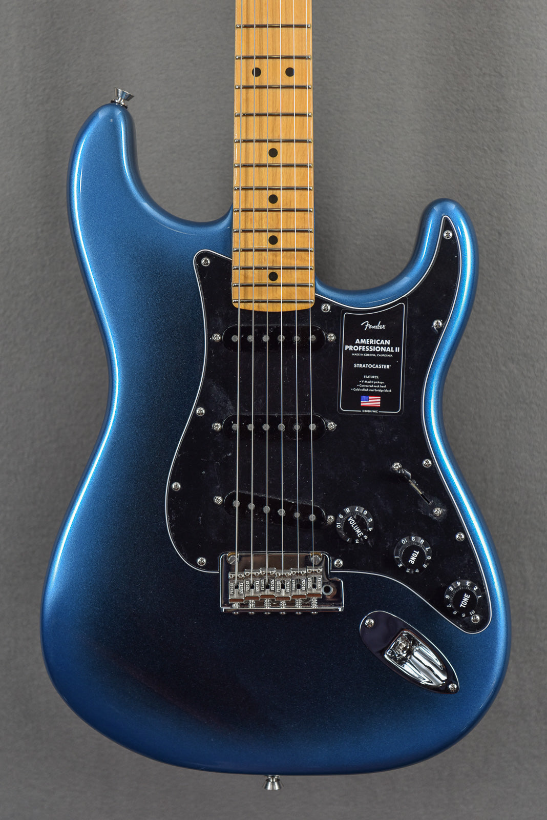 American Professional II Stratocaster - Dark Night w/Maple Fingerboard