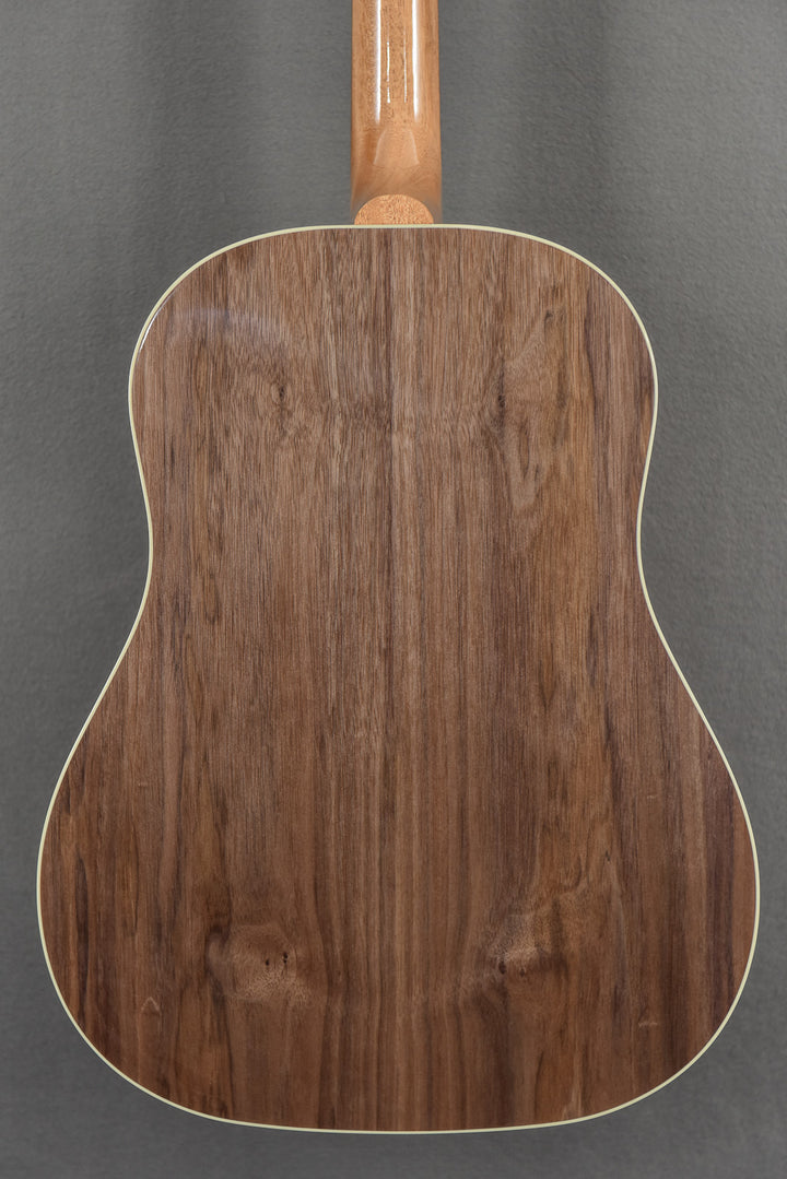 J-45 Studio Walnut - Antique Natural