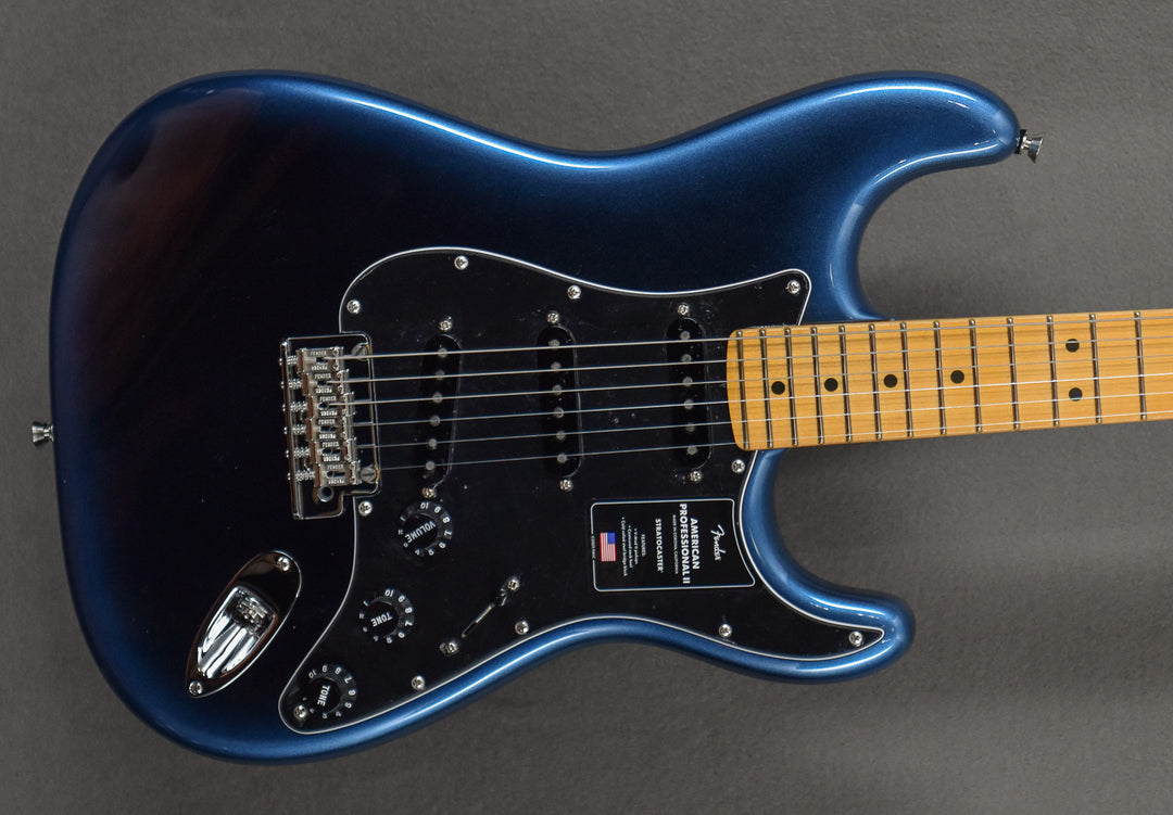 American Professional II Stratocaster - Dark Night w/Maple Fingerboard