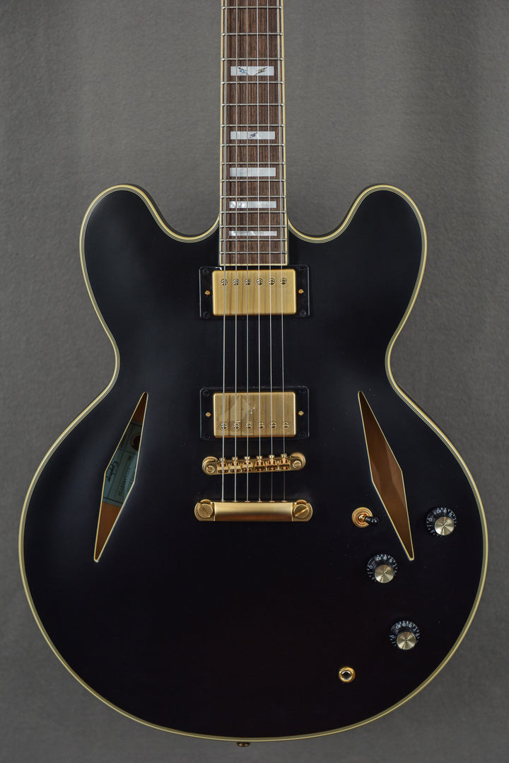 Emily Wolfe Sheraton Stealth - Black Aged Gloss