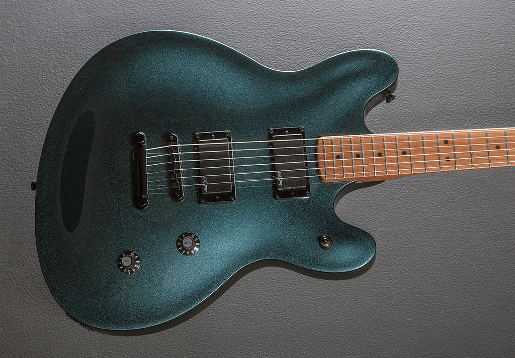 Contemporary Active Starcaster - Gunmetal Metallic – Dave's Guitar Shop