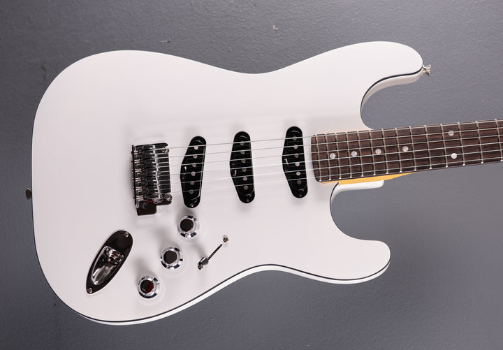 Aerodyne Special Stratocaster - Bright White