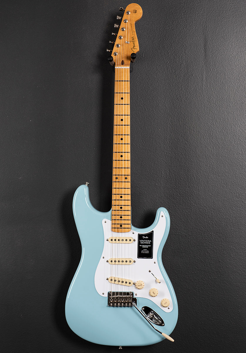 Vintera ‘50’s Strat Modified - Daphne Blue