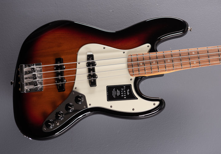 Player Plus Jazz Bass – 3 Color Sunburst w/Pau Ferro