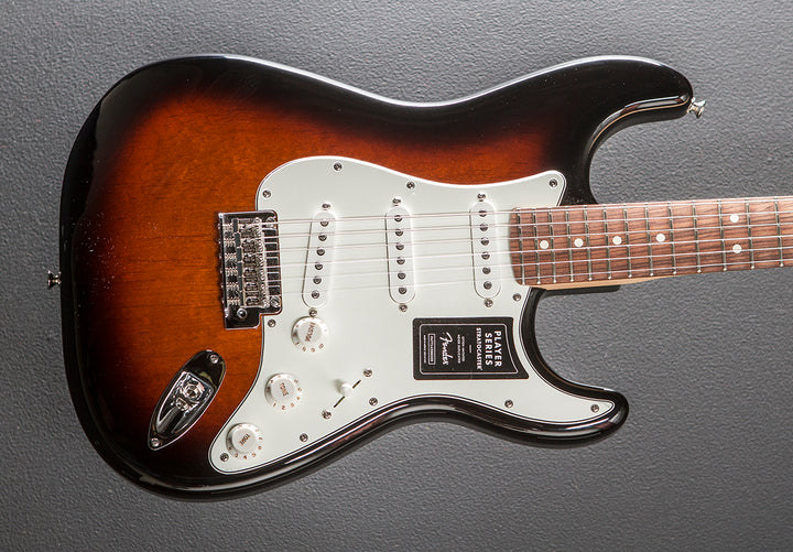 Player Stratocaster - 3 Color Sunburst w/Pau Ferro