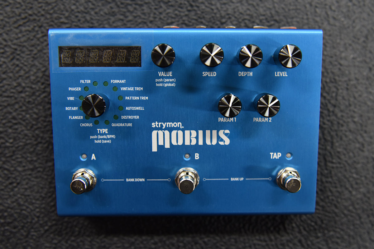 Mobius - $449 – Dave's Guitar Shop