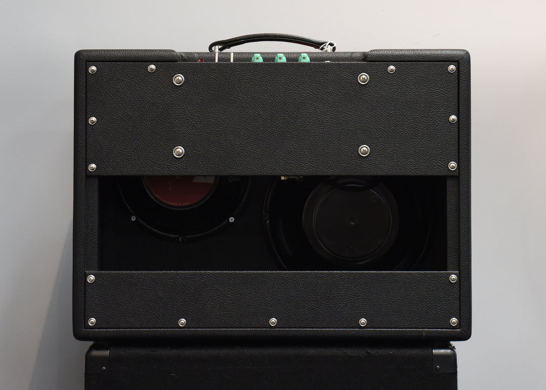 HM-18 Twin 1x10 and 1x12