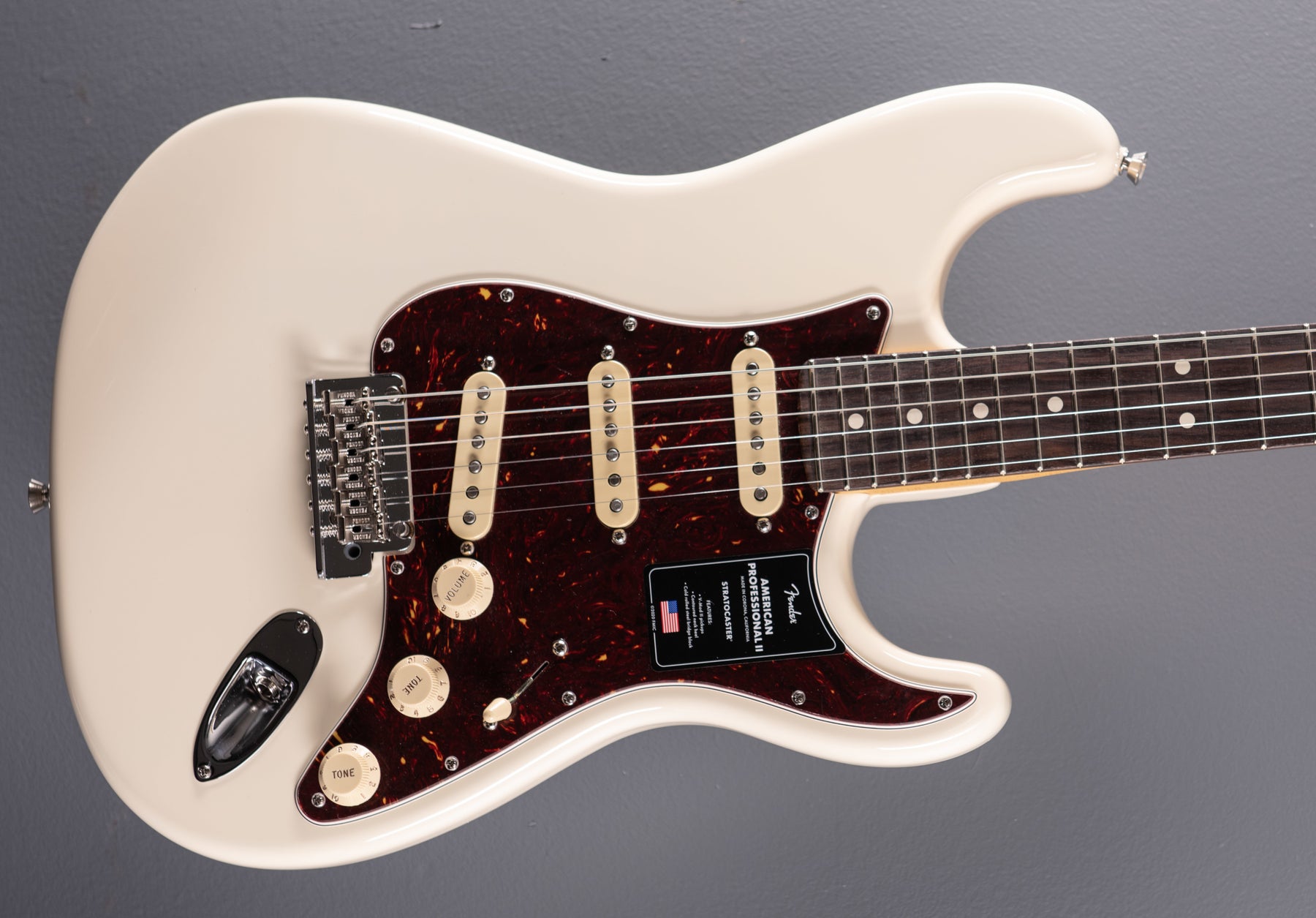 American Professional II Stratocaster - Olympic White – Dave's