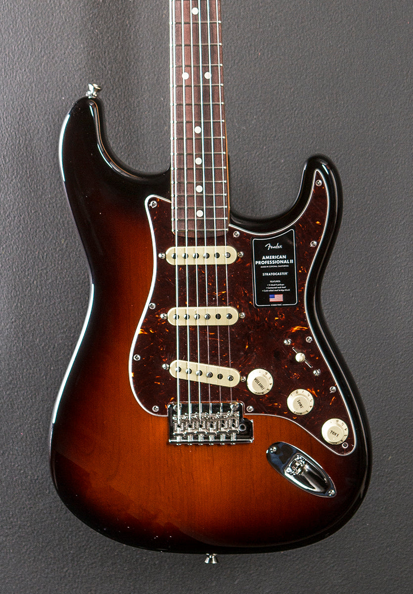 American Professional II Stratocaster – 3 Color Sunburst w/Rosewood