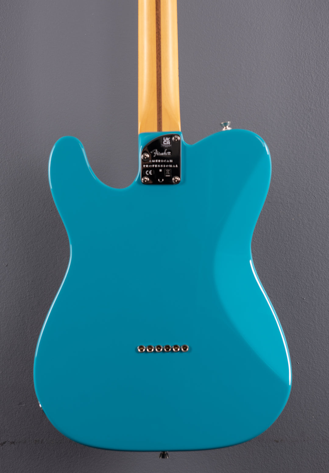 American Professional II Telecaster Deluxe - Miami Blue w/Maple