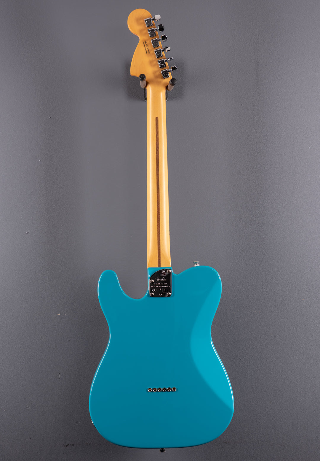 American Professional II Telecaster Deluxe - Miami Blue w/Maple