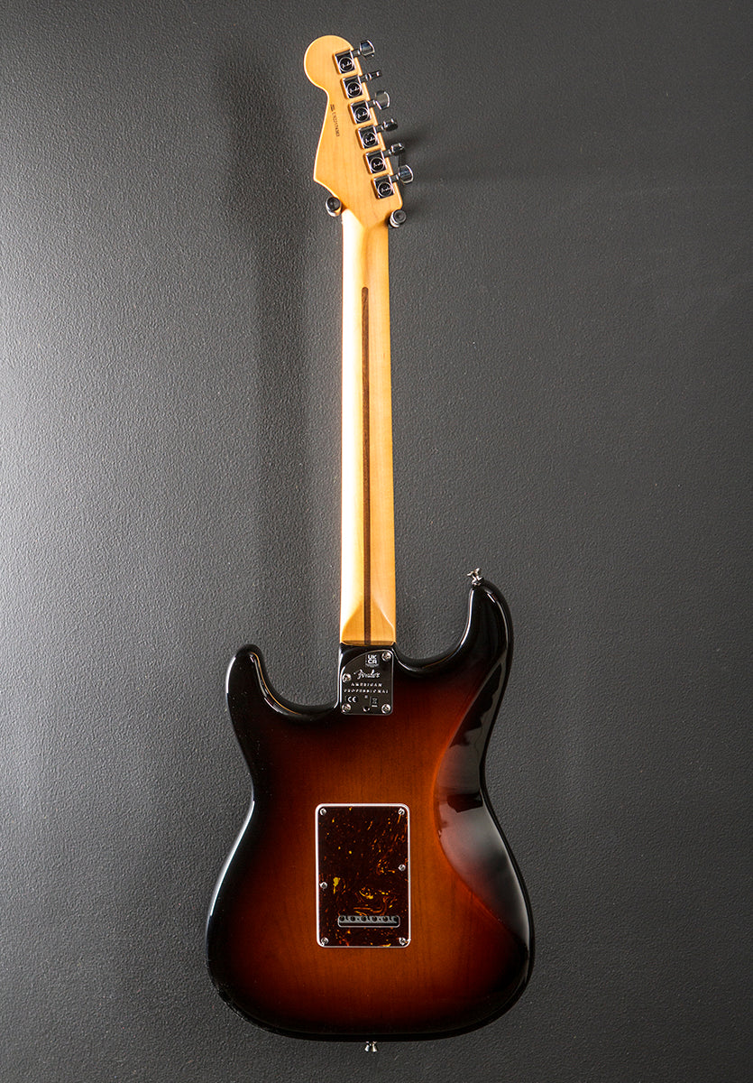 Fender American Professional II Stratocaster MN 3-Color-Sunburst