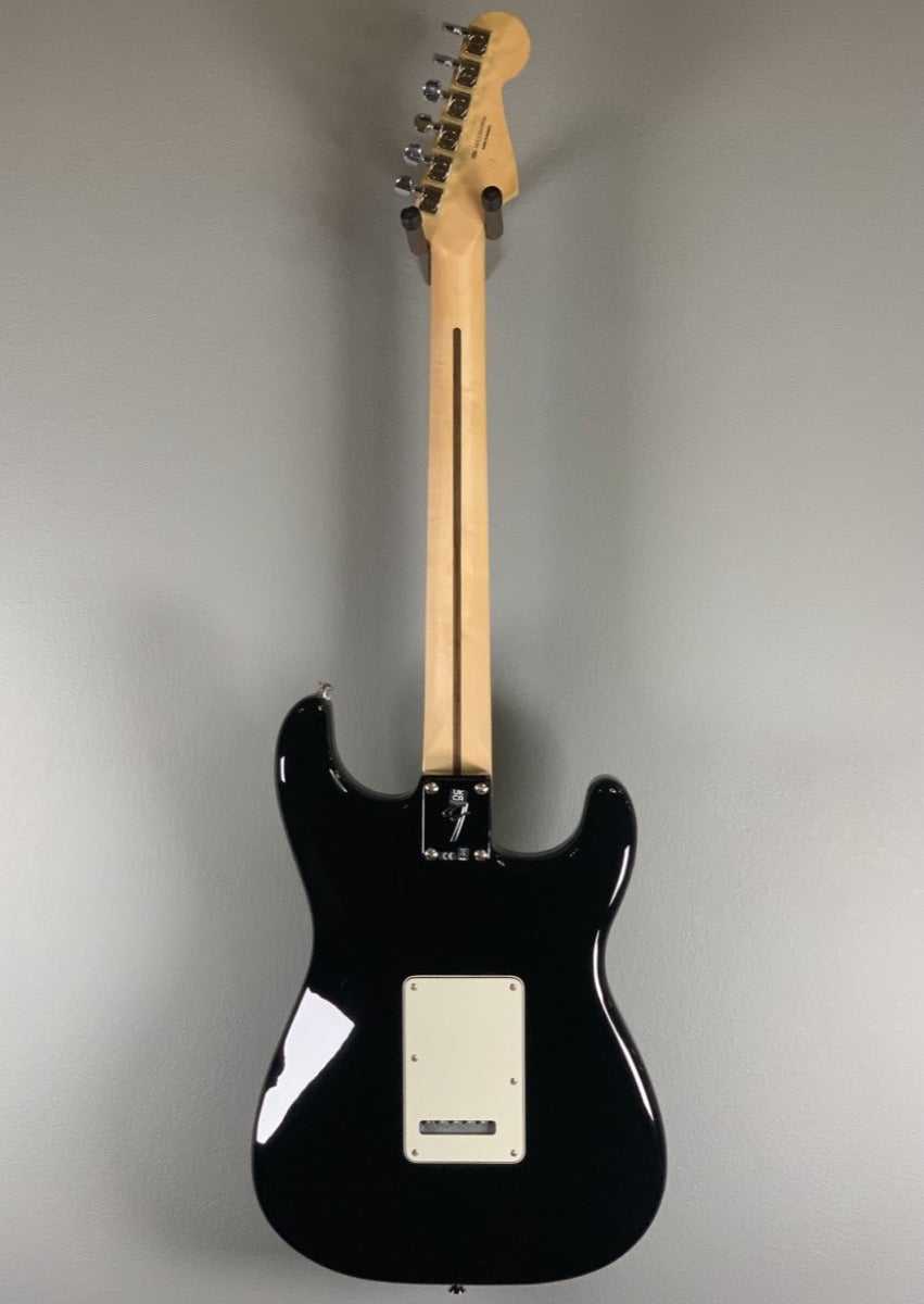 PLAYER STRATOCASTER® LEFT-HANDED-Black